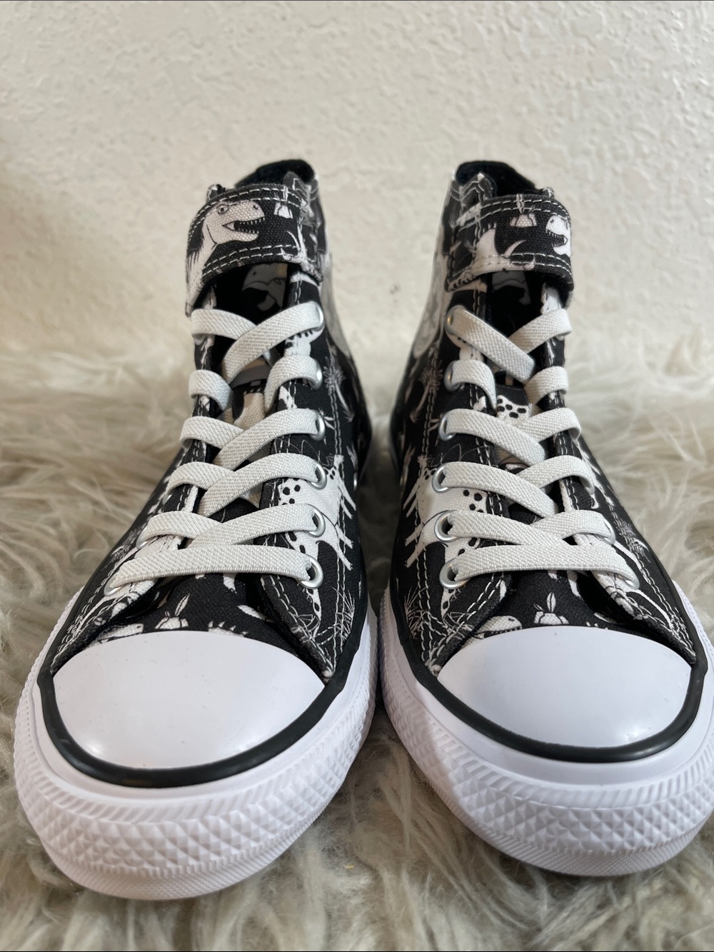Converse Chuck Taylor All Star EasyOn High PS 'Dino Party' Slip On Size 3 NEW - Picture 3 of 15